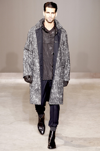 Louis Vuitton / - 2010-2011